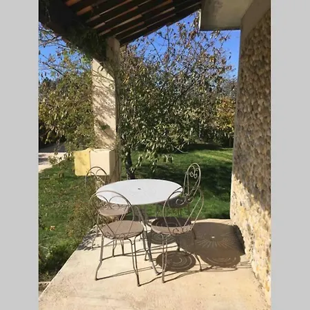 Maisonnette Dans Les Alpes De Haute Provence
